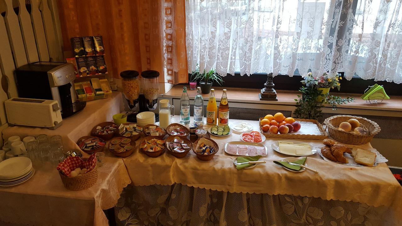 堪萨卡酒店 凯撒斯劳滕 外观 照片